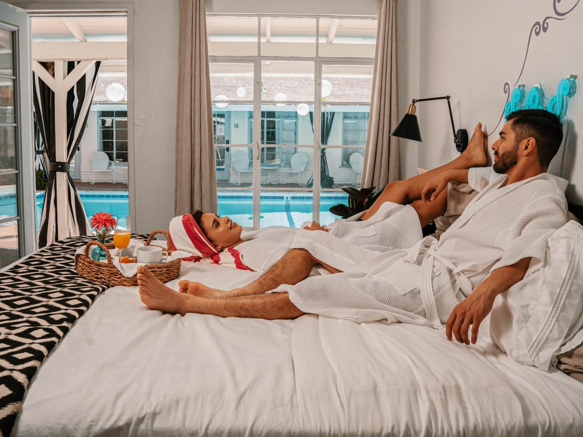 ホテル Natural Palm Springs Escape Poolside Plus Downtown エクステリア 写真